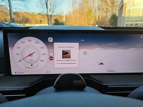 Used 2025 Genesis GV80 2.5T Advanced image 10