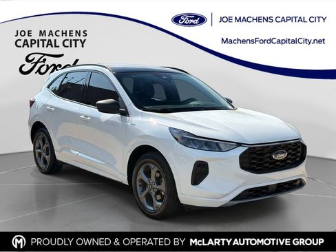 Used 2023 Ford Escape ST-Line w/ Tech Pack #1 AWD/4WD image 1