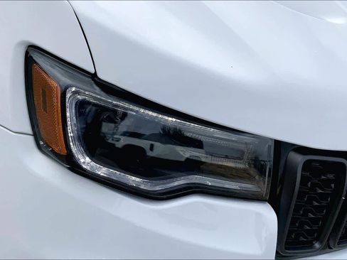 Used 2020 Jeep Grand Cherokee Limited X image 26