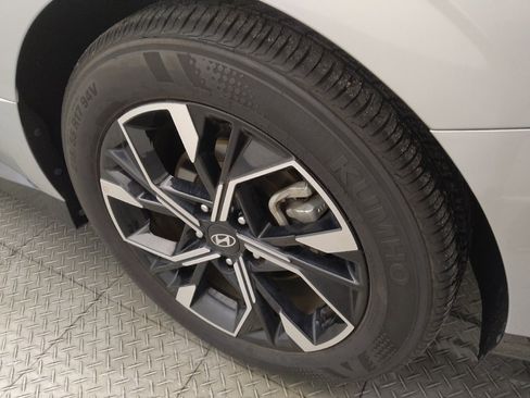 Used 2025 Hyundai Sonata SEL FWD image 31