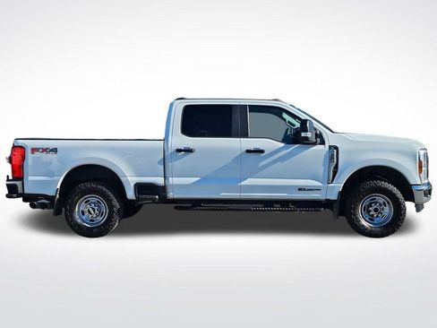Used 2024 Ford F250 XL w/ XL Off-Road Package image 11