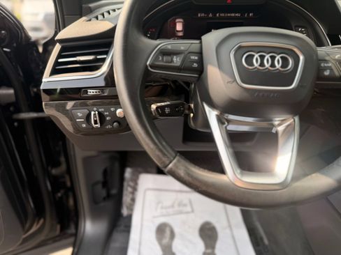 Used 2018 Audi Q7 3.0T Prestige w/ Prestige Package AWD/4WD image 19