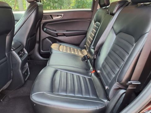 Used 2023 Ford Edge SEL image 14