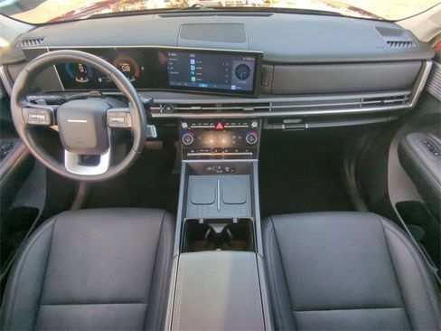 Used 2025 Hyundai Santa Fe SEL image 18