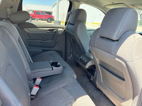 Used 2015 Chevrolet Traverse LS FWD image 34
