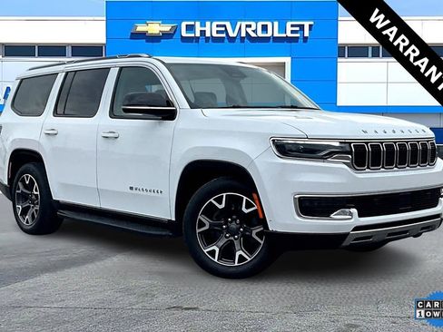 Used 2023 Jeep Wagoneer Series III w/ Preferred Equipment Group image 1