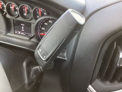 Used 2024 Chevrolet Silverado 2500 Custom w/ Custom Value Package image 22