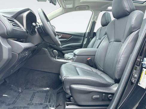 Used 2025 Subaru Ascent Touring AWD/4WD image 11