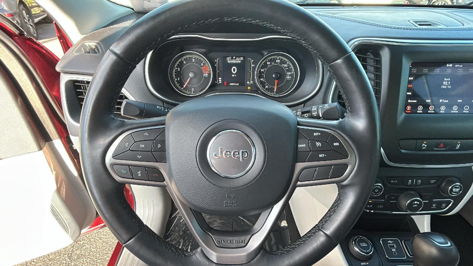 Used 2021 Jeep Cherokee Latitude Plus AWD/4WD image 18
