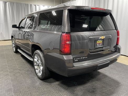 Used 2018 Chevrolet Suburban Premier image 15