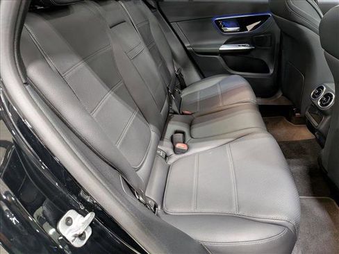 Used 2025 Mercedes-Benz GLC 300 GLC 300 image 20