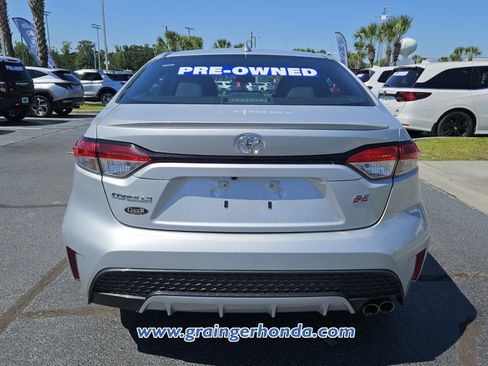 Used 2022 Toyota Corolla SE FWD image 4