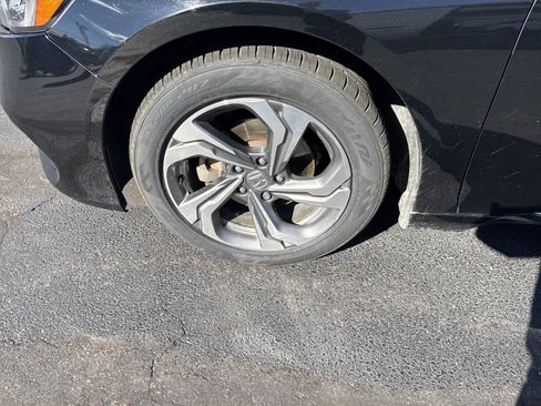 Used 2019 Honda Accord EX-L image 11