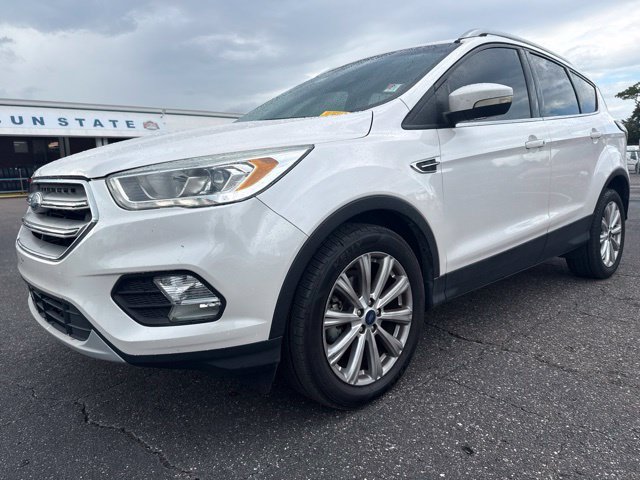 Used 2017 Ford Escape Titanium FWD image 3