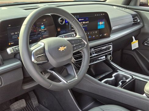New 2026 Chevrolet Traverse LT w/ LPO, Floor Liner Package image 15