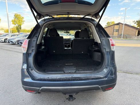 Used 2015 Nissan Rogue SV w/ SV Premium Package AWD/4WD image 10