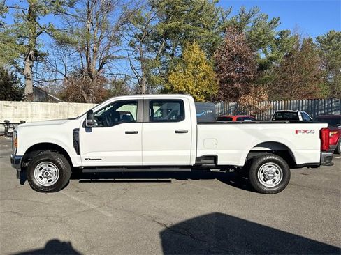 Used 2025 Ford F350 XL w/ FX4 Off-Road Package image 2