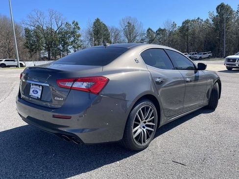 Used 2018 Maserati Ghibli image 3