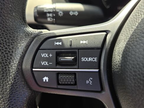 Used 2024 Honda HR-V LX image 24