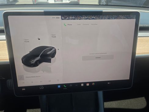 Used 2023 Tesla Model 3 Standard Range RWD image 21