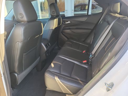 Certified 2022 Chevrolet Equinox Premier image 11