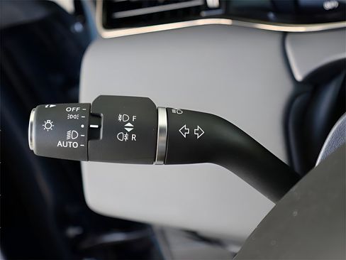 Used 2026 Land Rover Range Rover Evoque Dynamic SE image 32