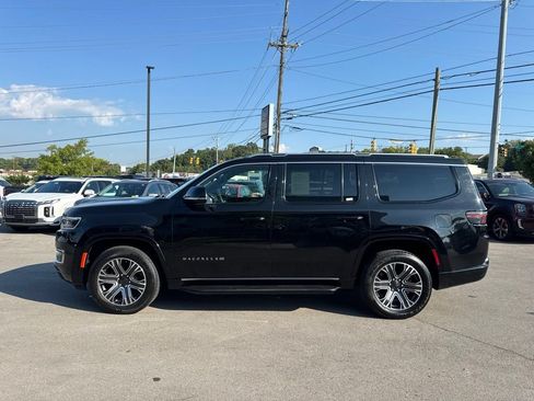 Used 2024 Jeep Wagoneer Series II AWD/4WD image 4