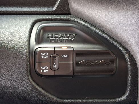 Used 2021 RAM 2500 Big Horn w/ Level B Equipment Group AWD/4WD image 24