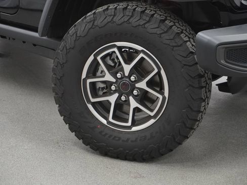 New 2026 Jeep Wrangler Unlimited Rubicon w/ Safety Group AWD/4WD image 4