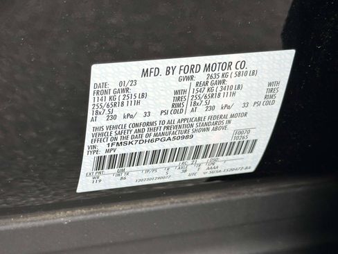 Certified 2023 Ford Explorer XLT RWD image 26