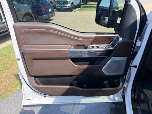 Used 2024 Ford F250 King Ranch w/ Tremor Off-Road Package AWD/4WD image 9