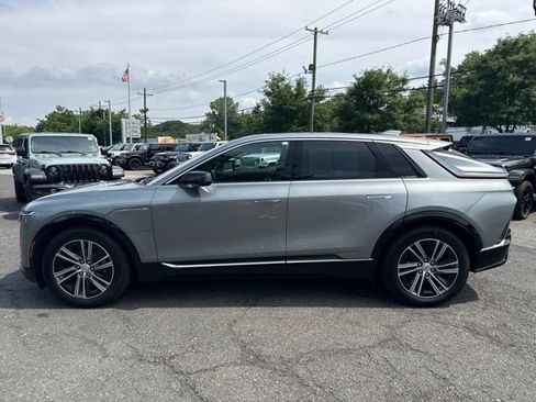 Used 2024 Cadillac Lyriq Luxury w/ LPO, Floor Liner Package AWD/4WD image 22
