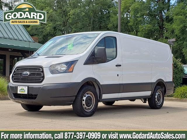 Used 2016 Ford Transit 150 130 Low Roof RWD image 1