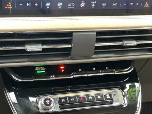 Certified 2023 Lincoln Corsair Reserve w/ Equipment Group 201A image 22