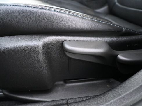 Used 2018 Chevrolet Volt LT w/ Comfort Package image 26