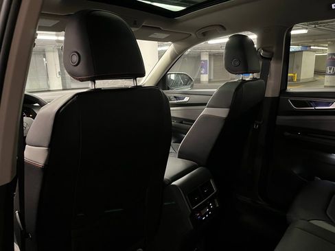 New 2026 Volkswagen Atlas Peak Edition AWD/4WD image 24