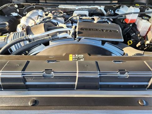 Used 2024 GMC Sierra 2500 AT4 w/ AT4 Premium Plus Package image 32