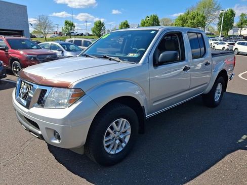 Used 2016 Nissan Frontier SV AWD/4WD image 3