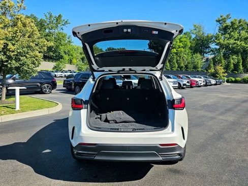 Used 2024 Lexus NX 250 FWD w/ Towing Package (2000 Lbs) image 10