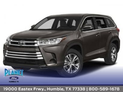 Used 2019 Toyota Highlander LE