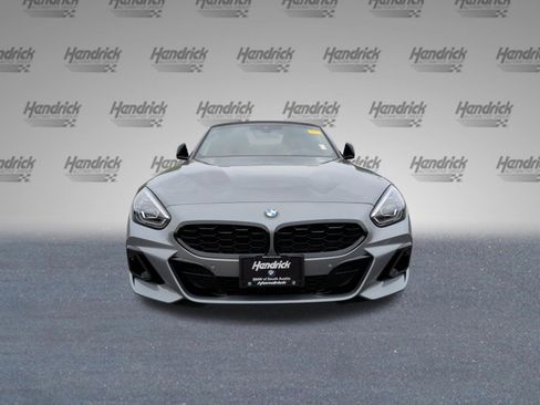 Certified 2026 BMW Z4 M40i w/ Premium Package image 5