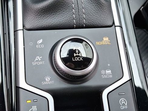 Used 2025 Kia Sorento SX Prestige w/ Olive Brown Leather Package image 25