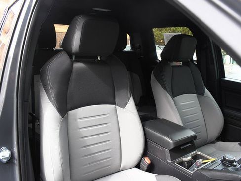 Certified 2025 Toyota Tacoma TRD Sport image 26