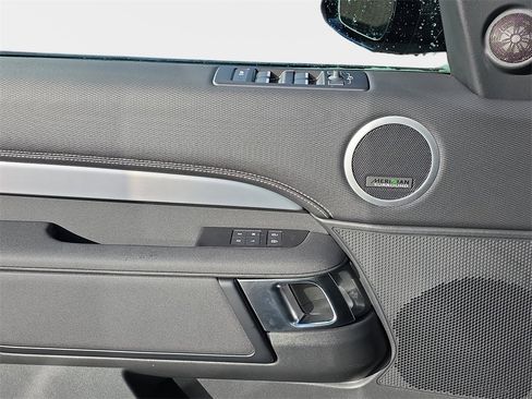 New 2026 Land Rover Discovery Limited Edition image 28