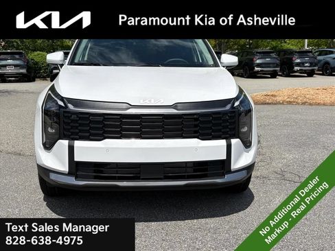 New 2026 Kia Sportage LX AWD/4WD image 2
