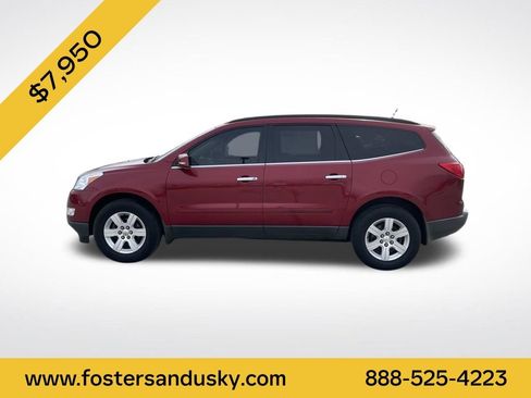 Used 2012 Chevrolet Traverse LT image 2