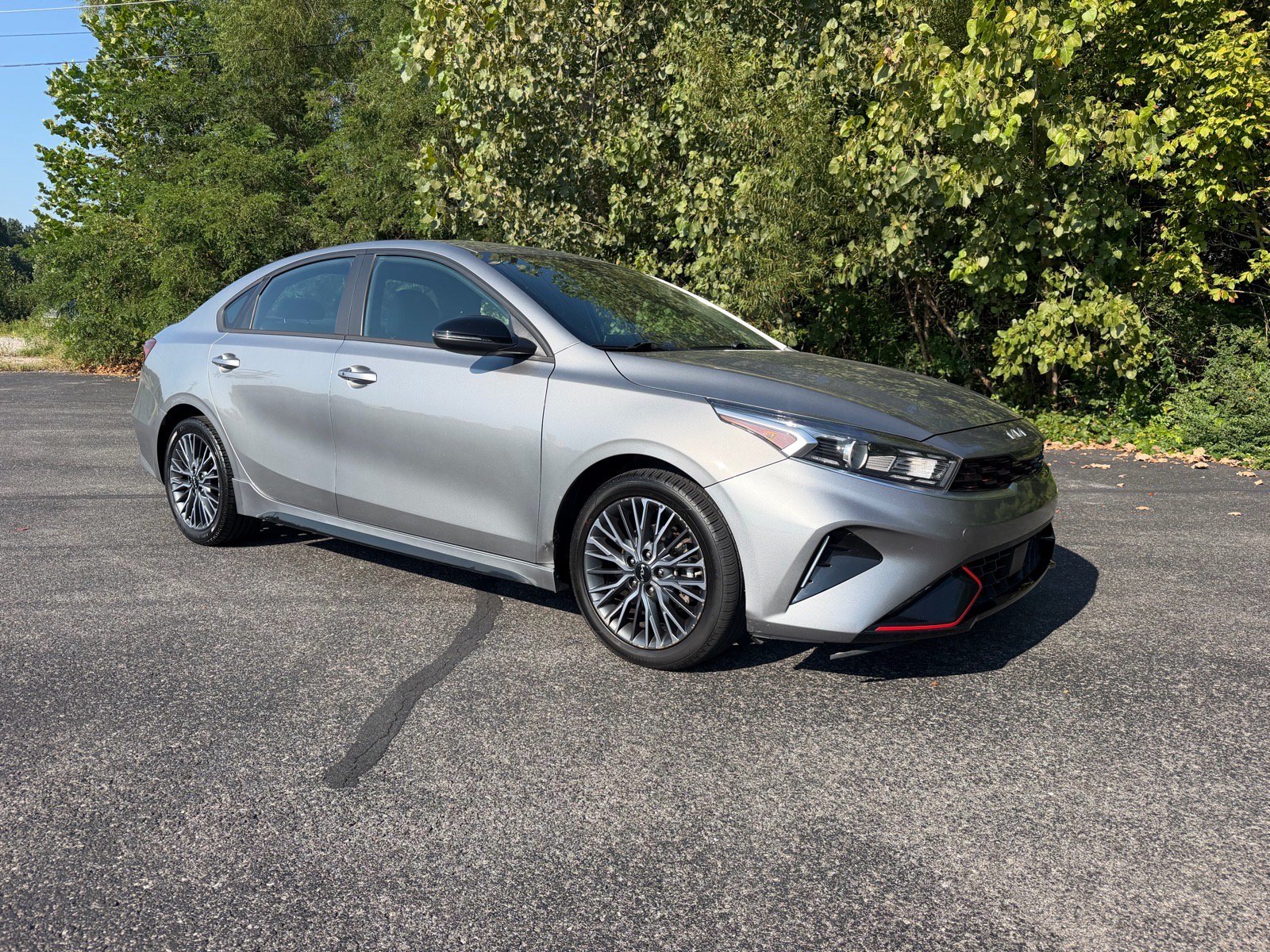 Used 2023 Kia Forte GT-Line w/ GT-Line Premium Package FWD image 2