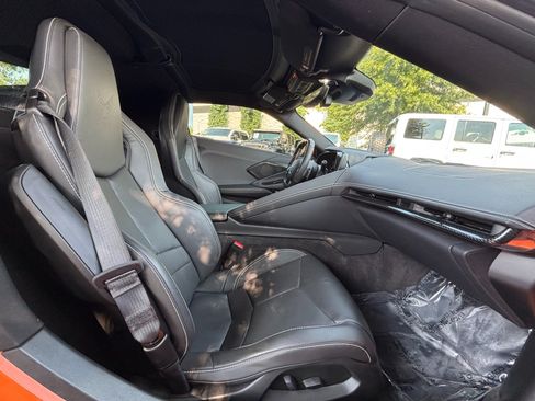 Used 2024 Chevrolet Corvette Z06 RWD image 15