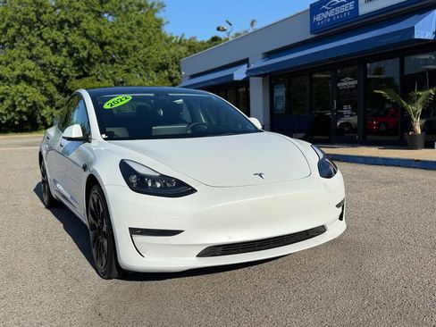 Used 2022 Tesla Model 3 Standard Range RWD image 7