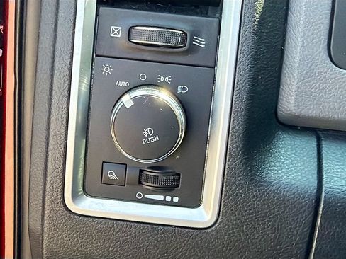 Used 2017 RAM 1500 Big Horn AWD/4WD image 10